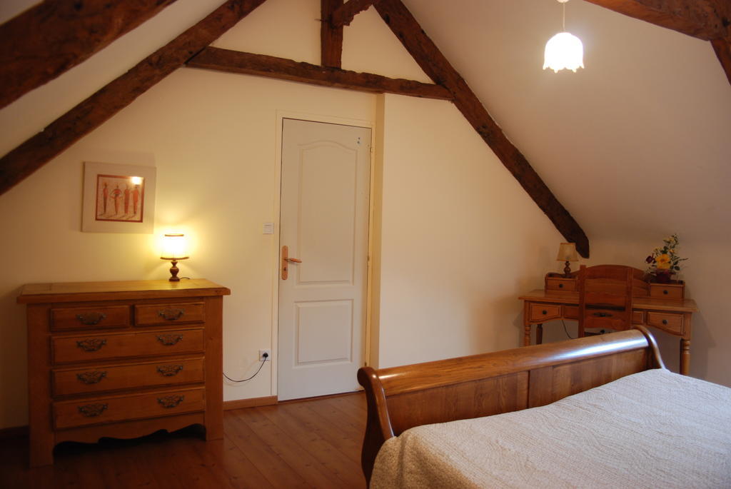 La Ferme Du Chauchix Hotel Lamballe Ruang foto