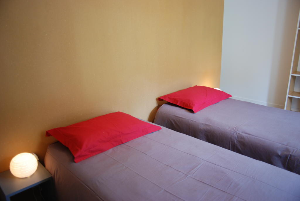 La Ferme Du Chauchix Hotel Lamballe Ruang foto